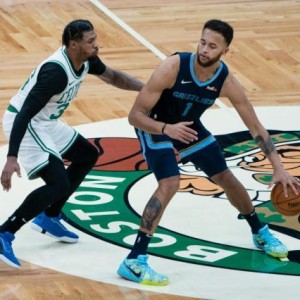 Kaiyun中国官网-流言中心的五大球员：大锤香饽饽 本西价值冰点